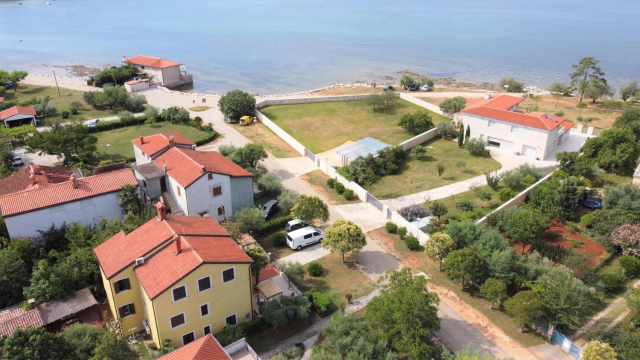 Lina Apartments Umag Exterior photo