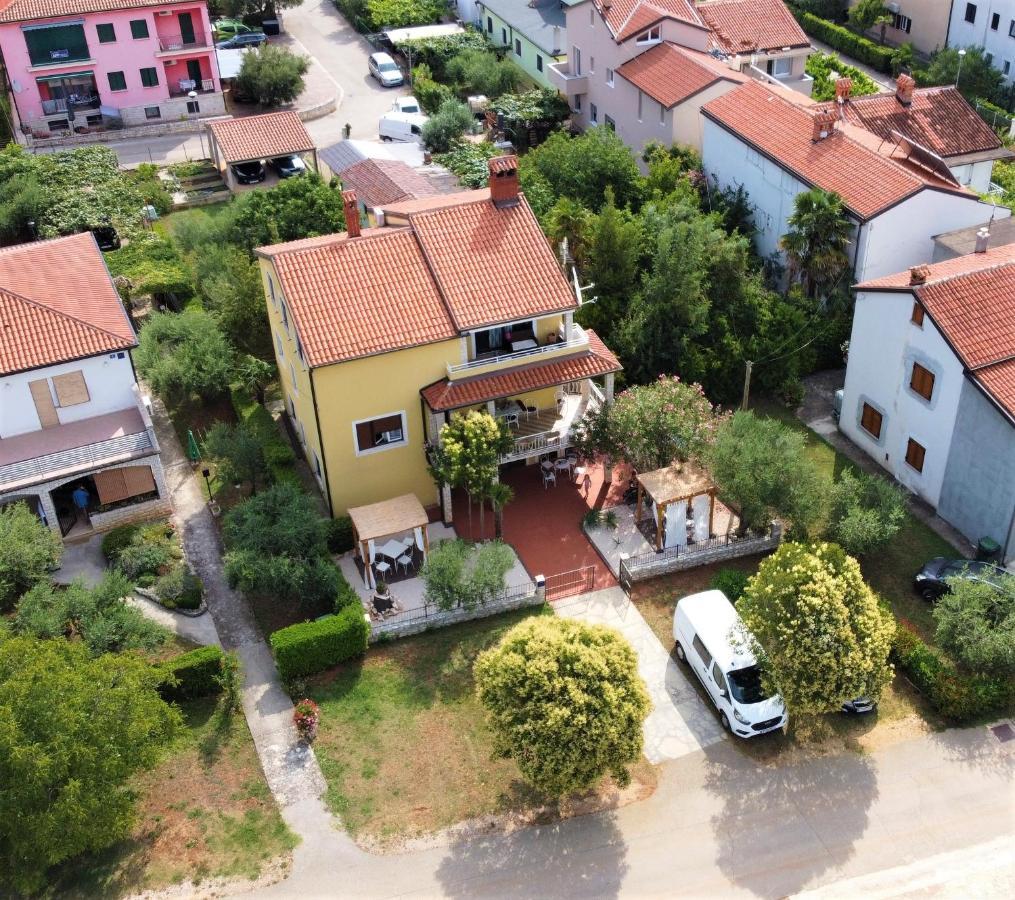 Lina Apartments Umag Exterior photo